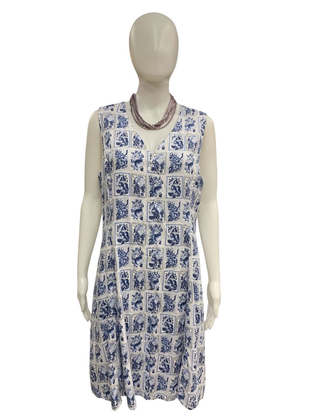 zestt White Dress with Blue Tile Print Size L